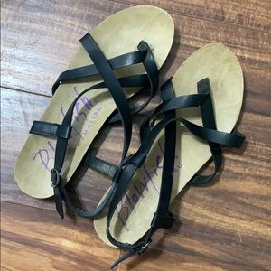 Blowfish sandals size 8